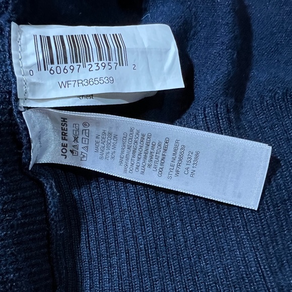 Joe Fresh - Split Back Cardi - Midnight Blue - Size M - Picture 2 of 4